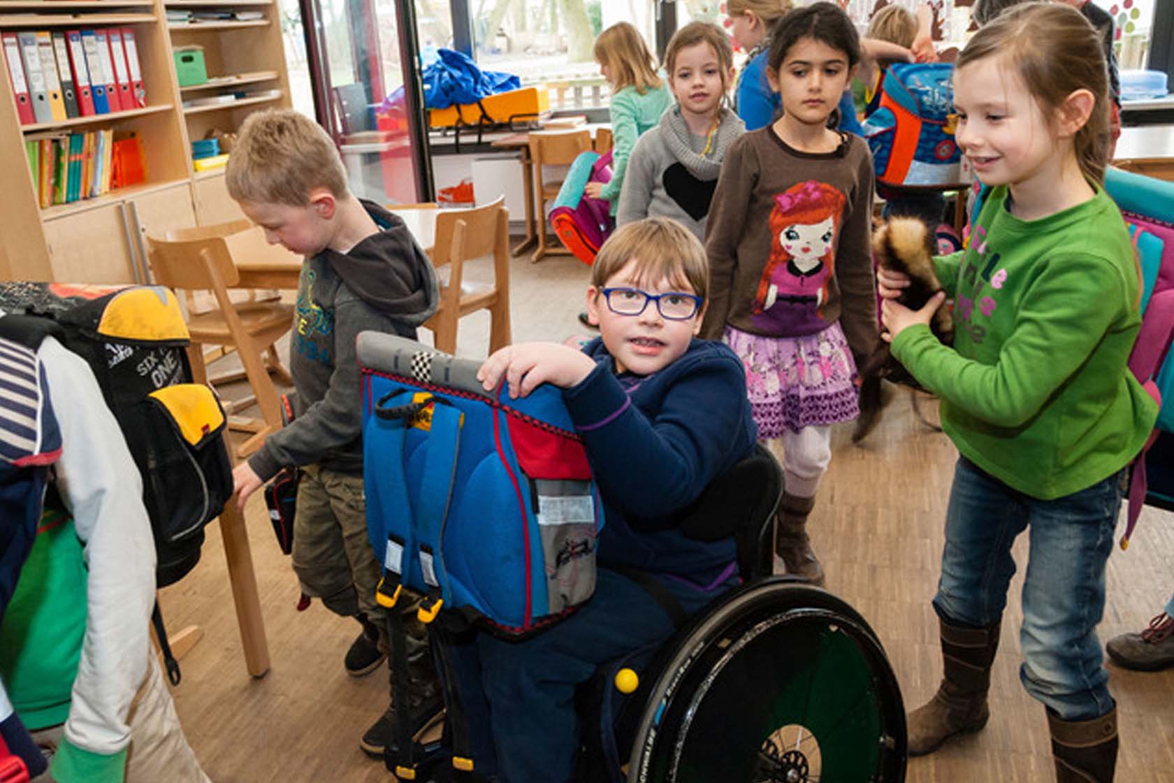 scopri come promuovere l'inclusione degli studenti con bisogni educativi speciali nella scuola. approfondisci strategie, risorse e pratiche per creare un ambiente educativo accogliente e rispettoso per tutti.