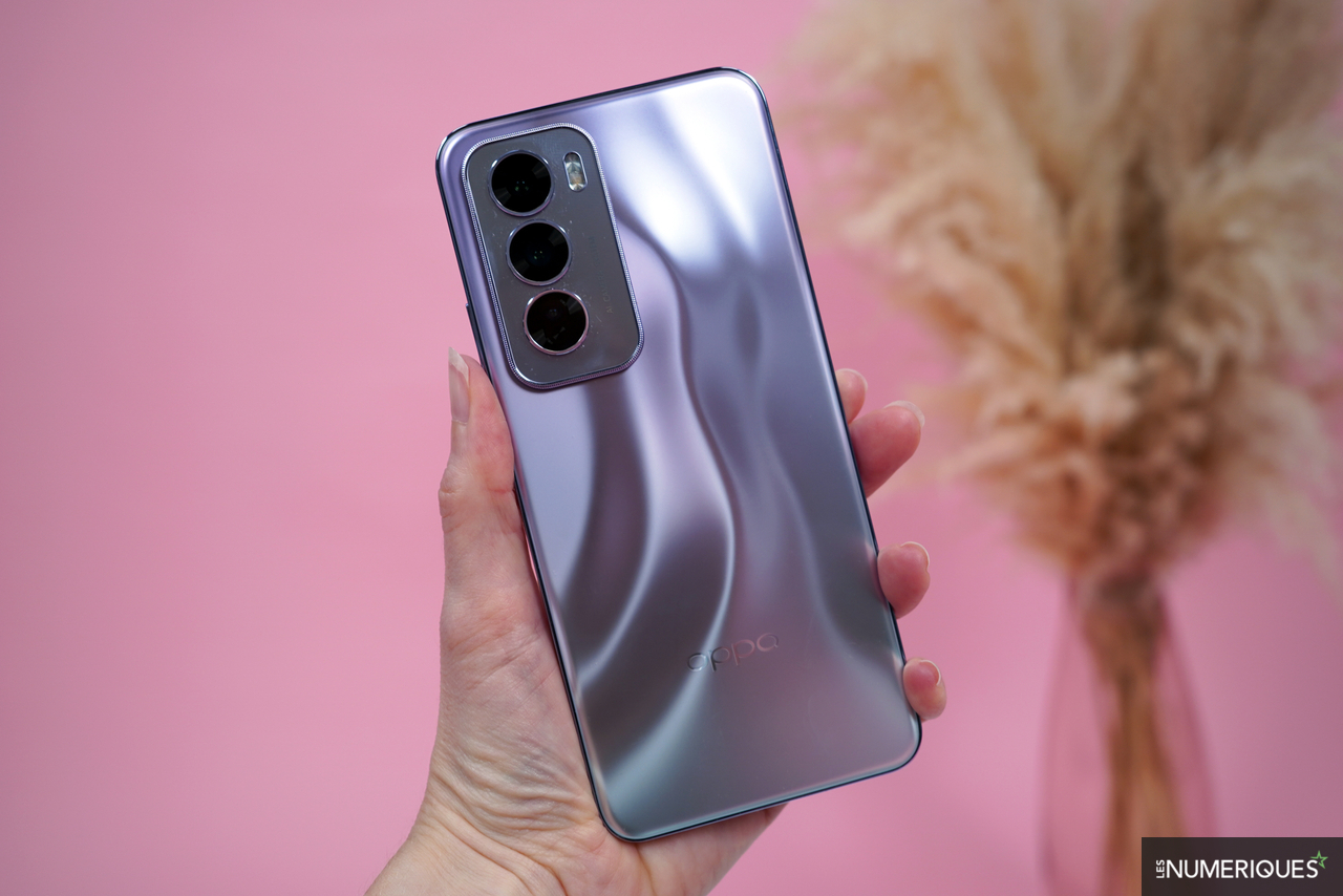 scopri l'oppo reno 12, un smartphone che combina un'eccellente autonomia con l'intelligenza artificiale, garantendo prestazioni straordinarie e un'esperienza utente senza interruzioni. perfetto per chi cerca un dispositivo potente e duraturo.