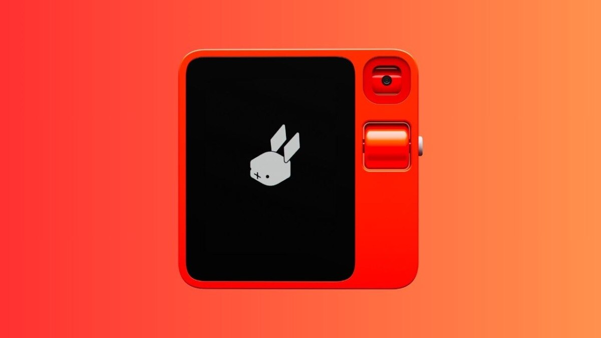 scopri rabbit r1 ai, il rivoluzionario dispositivo che integra intelligenza artificiale per migliorare la tua esperienza quotidiana. esplora funzionalità innovative, design elegante e prestazioni superiori in un unico prodotto.