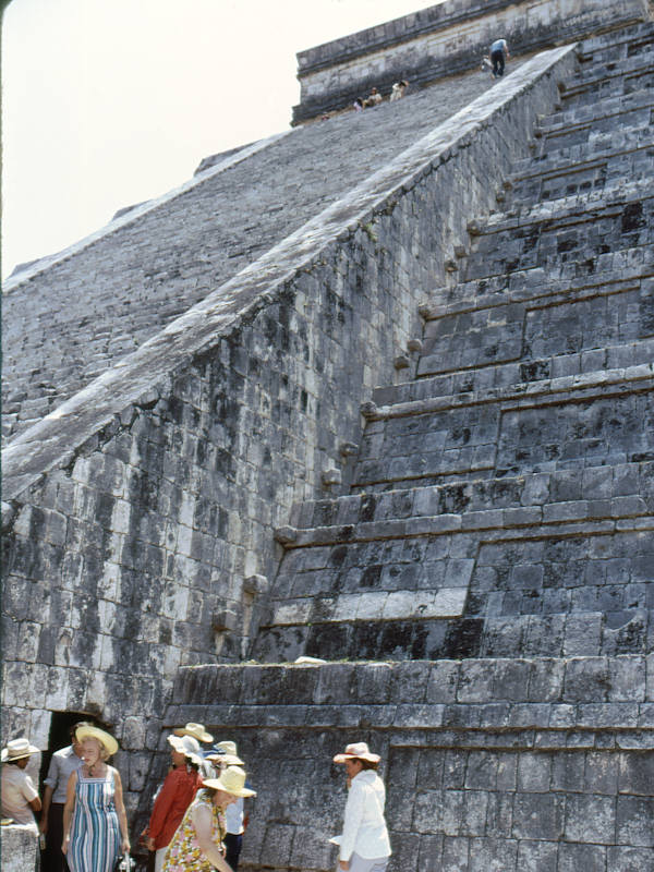 scopri l'affascinante mondo dei toltechi e le loro influenze culturali nel corso della storia. approfondisci come questa antica civiltà ha plasmato le tradizioni, l'arte e la spiritualità delle culture mesoamericane.